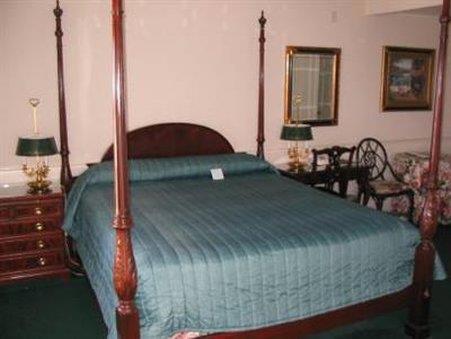 Tally Ho Inn Carmel-by-the-Sea Room photo